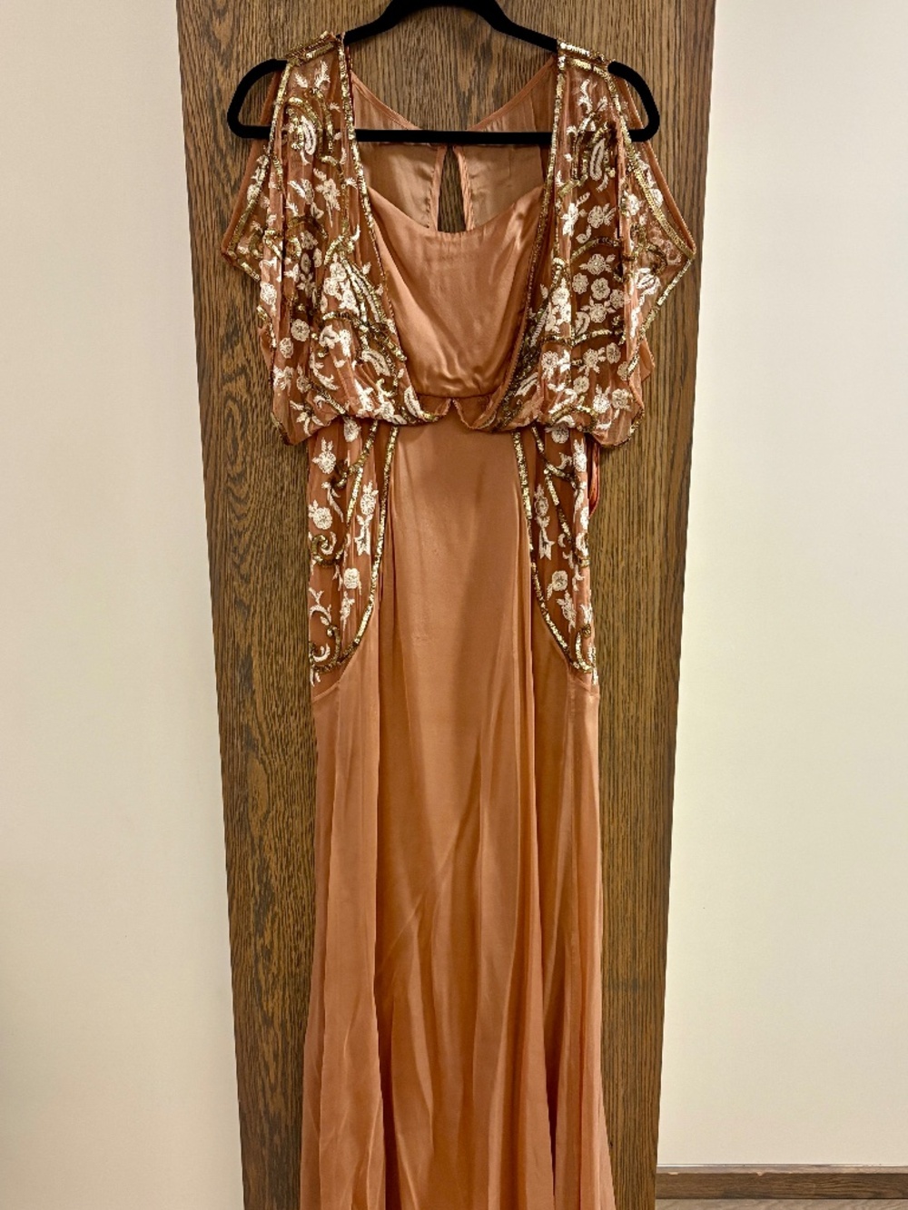 TEMPERLEY LONDON Silk Embellished Capelet Formal Evening Gown US 6